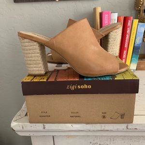 Beautiful heeled slip on Mules